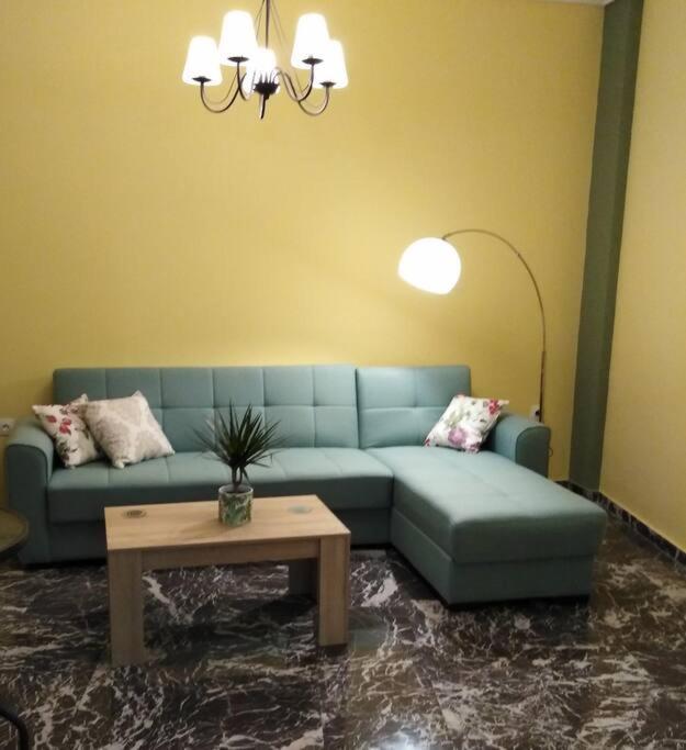 Thissio Apartment Philoxenia Atene Esterno foto