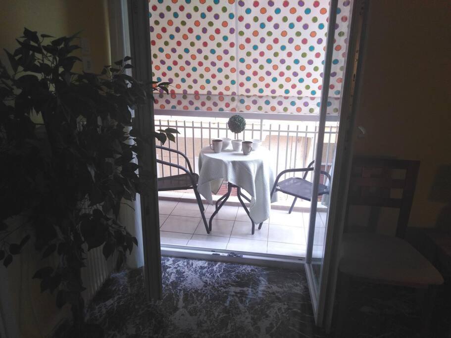Thissio Apartment Philoxenia Atene Esterno foto
